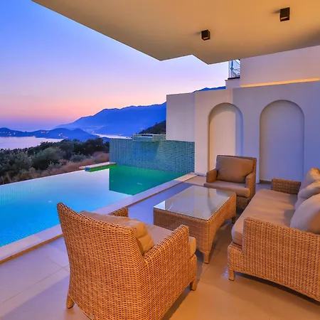 公寓 Infinity Sky - Private Pool - Panoramic Sea View *