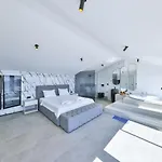Апартаменты Infinity Sky *